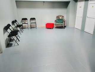 Alquiler 2 Sala de reuniones y clase