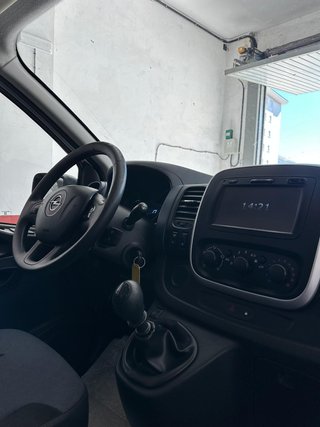 Opel Vivaro 2015