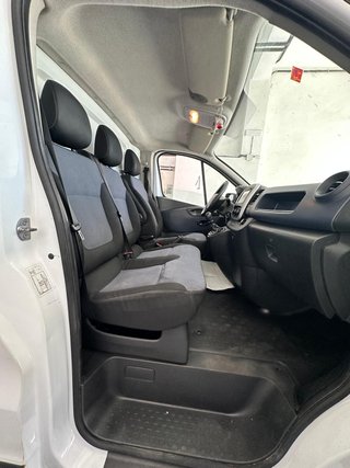 Opel Vivaro 2015