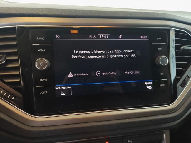 Volkswagen T-Roc 2021, foto 25