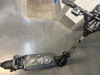 Patinete Eléctrico Dualtron Victor Limited Vinilos