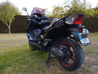 Yamaha TMAX 500 Maxi Scooter Negra