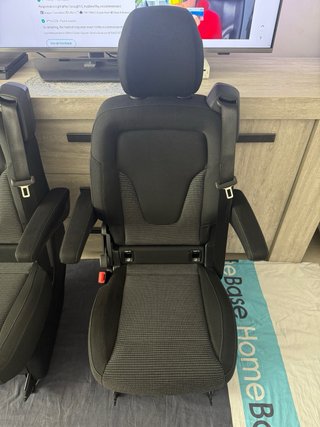 Como nuevos! 2024 Mercedes clase V w447