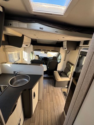 Autocaravana perfilada Mc Louis MC4 373 2024