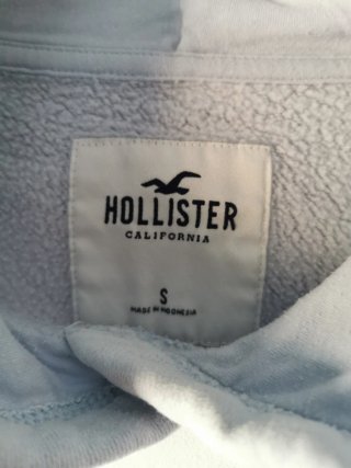 Sudadera Hollister azul clarita. Talla S