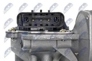 MOTOR LIMPIAPARABRISAS DELANTERO OPEL CORSA C