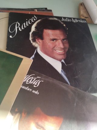 Vinilos Julio Iglesias: Hey! y Libra