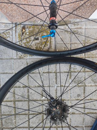 Ruedas de carretera de carbono perfil 38