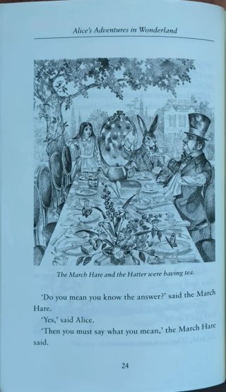 Oxford Bookworms Library: Stage 2: Alice's Adve...
