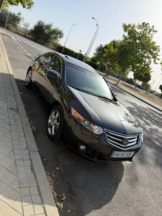Honda Accord 2.2 i-dtec innova