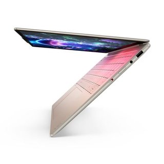 Lenovo Yoga Slim 7 Ultra 7 / 32GB
