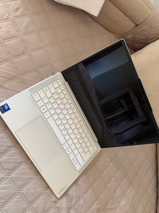 Lenovo Yoga Slim 7 Ultra 7 / 32GB