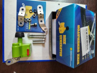 Dinamo para Bicicleta con Accesorios