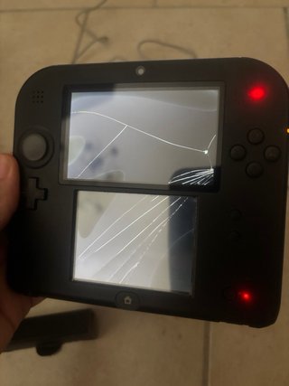 Nintendo 2DS Ricambi con schermo rotto