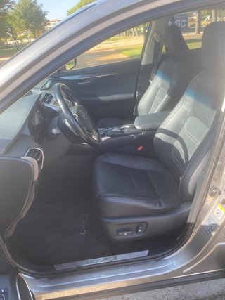 Lexus NX300H Executive 4WD