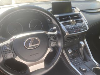 Lexus NX300H Executive 4WD