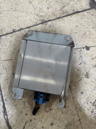 Amplificador Audi 8E5 035 223