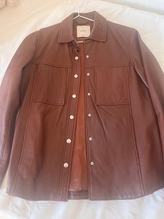Sobrecamisa Mango Piel Marrón queda estupenda