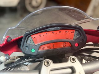 Ducati Monster Roja ITV Recién Pasada
