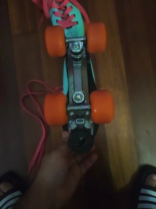 Patines 4 Ruedas Playlife talla 38