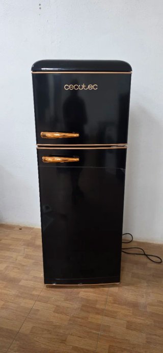 Nevera Cecotec Retro Negra