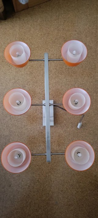 Lámparas de techo colgante naranja y plateada