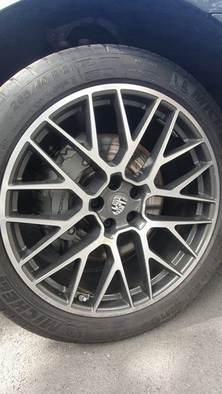 Porsche Macan S