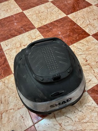Baúl Shad SH29 (Bombín para cambiar)