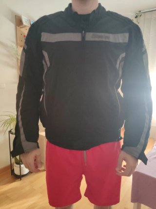 Chaqueta moto talla 62/XXL con forro desmontable