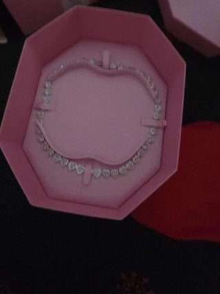 Collar Swarovski Ariana Grande Rosa