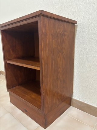Mesita auxiliar madera oscura