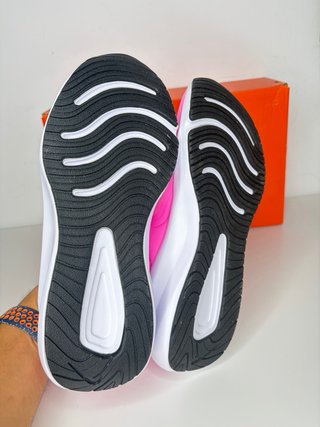 Nike Rosa Talla 38.5 Nuevas