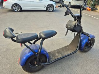 Patinete Eléctrico Estilo Moto