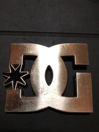 Hebilla DC Shoes Vintage Y2K Plata Negra