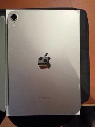Apple iPad Mini A17Pro Plata
