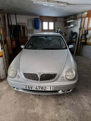 Lancia Lybra 2000