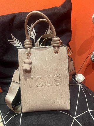 Bolso Tous Beige con Oso Colgante