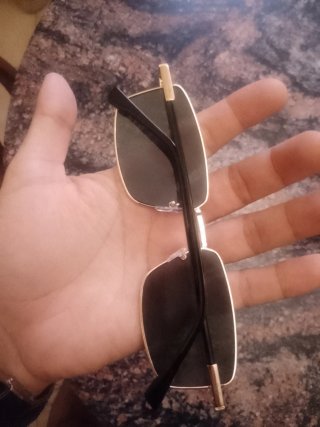 Gafas de sol hombre doradas y negras