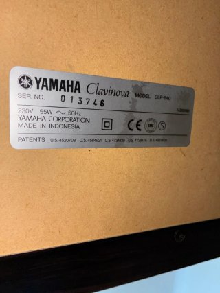 Piano Yamaha Clavinova CLP-840