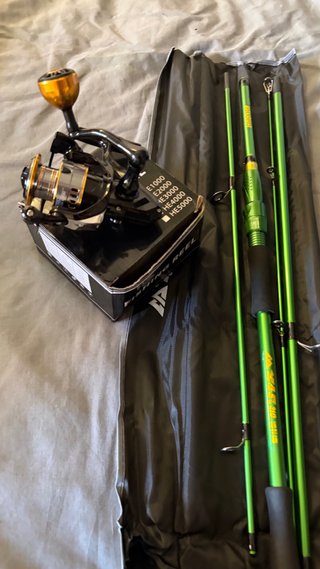 Caña y carrete de pesca spining (a estrenar)
