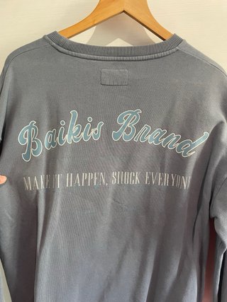 Sudadera Baikis azul/gris con bordado