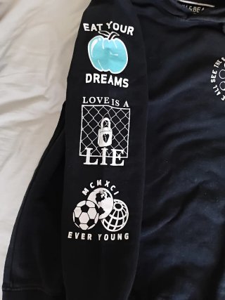 Sudadera Pull&Bear Negra TS Dibujos