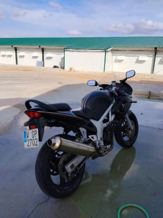 Suzuki SV650S 1999 A2