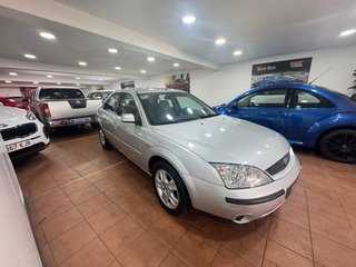 FORD MONDEO 2001