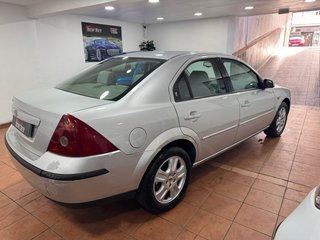 FORD MONDEO 2001