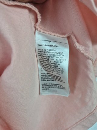 Camiseta Calvin Klein Jeans CK Logo Rosa M