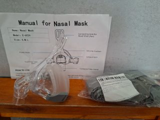 Mascarilla Nasal CPAP y correa para apneas sueño.