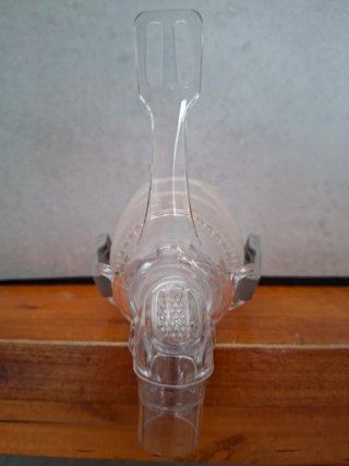 Mascarilla Nasal CPAP y correa para apneas sueño.