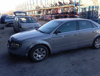 Faro izquierdo audi a4 berlina (8e) 2.0 478244