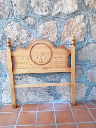 Cabecero pino Provenzal.